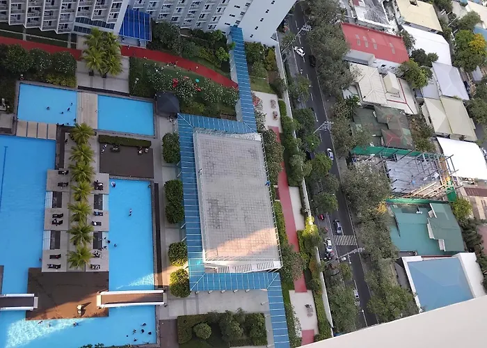 Dizer's Crib 1br Tower B-jazz Manila